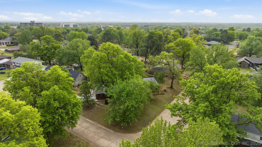 4417 Girard, Muskogee, OK 74401 - #2