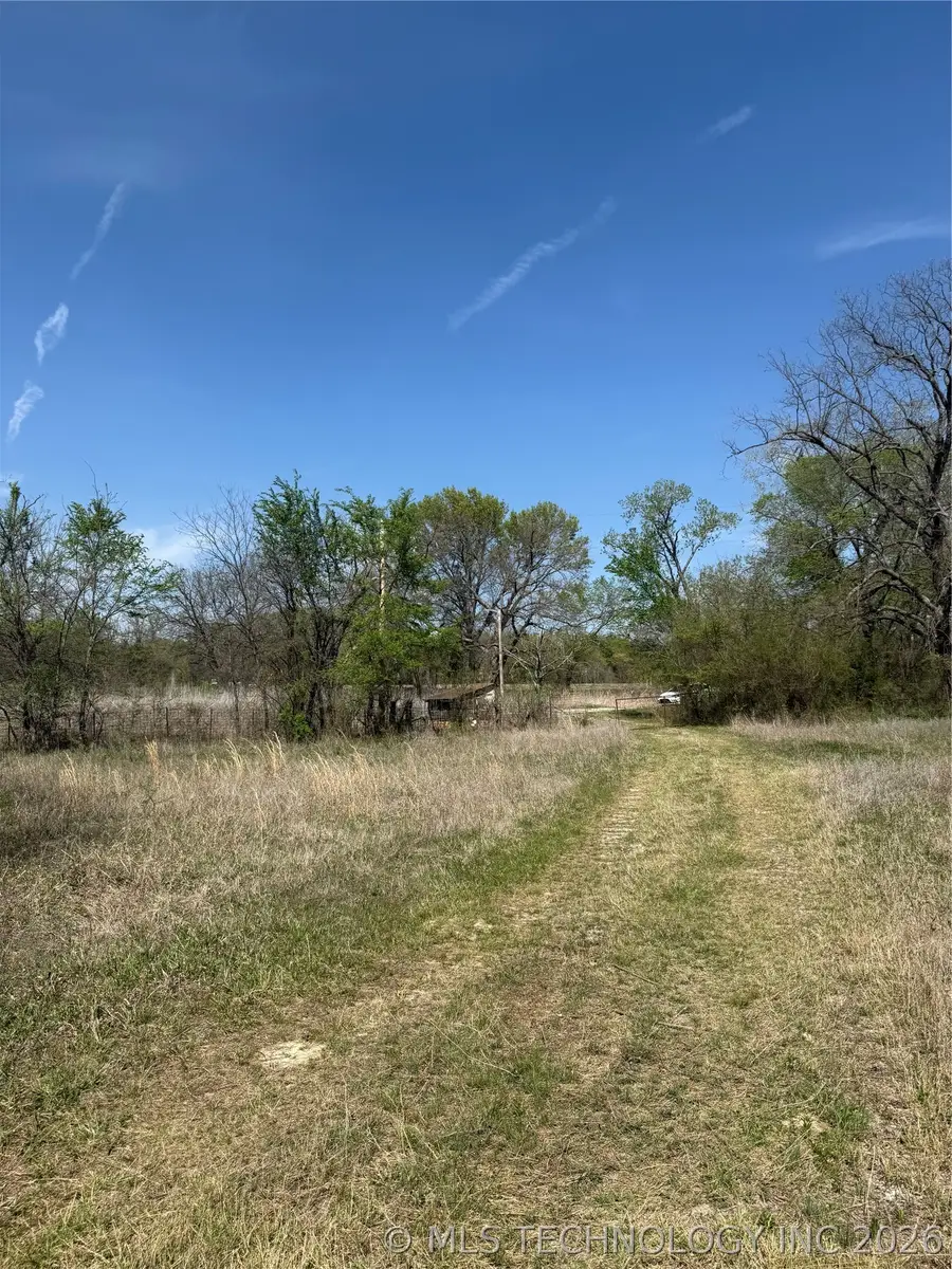 2427 Dickson Rd Road, Ardmore, OK 73401 - #3