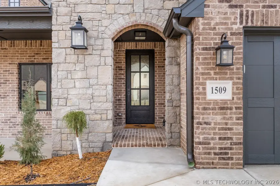 1509 Pinecrest Drive, Claremore, OK 74017 - #2