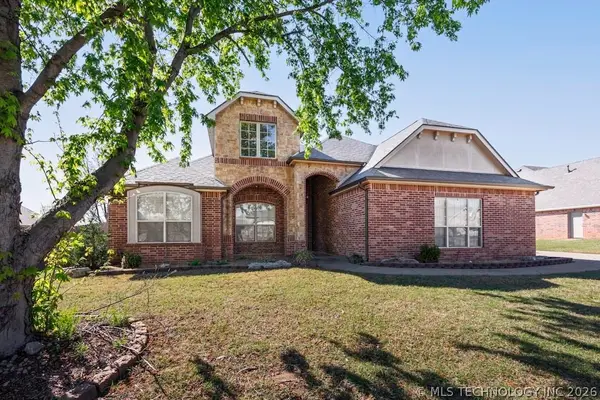 5907 Woodland Road, Bartlesville, OK 74006