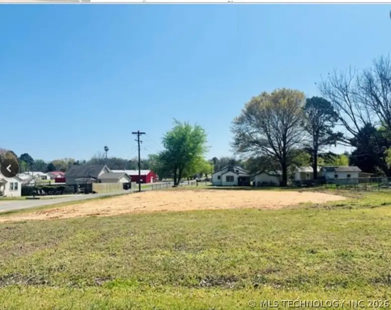 111 N 5th Street, Eufaula, OK 74432 - #3