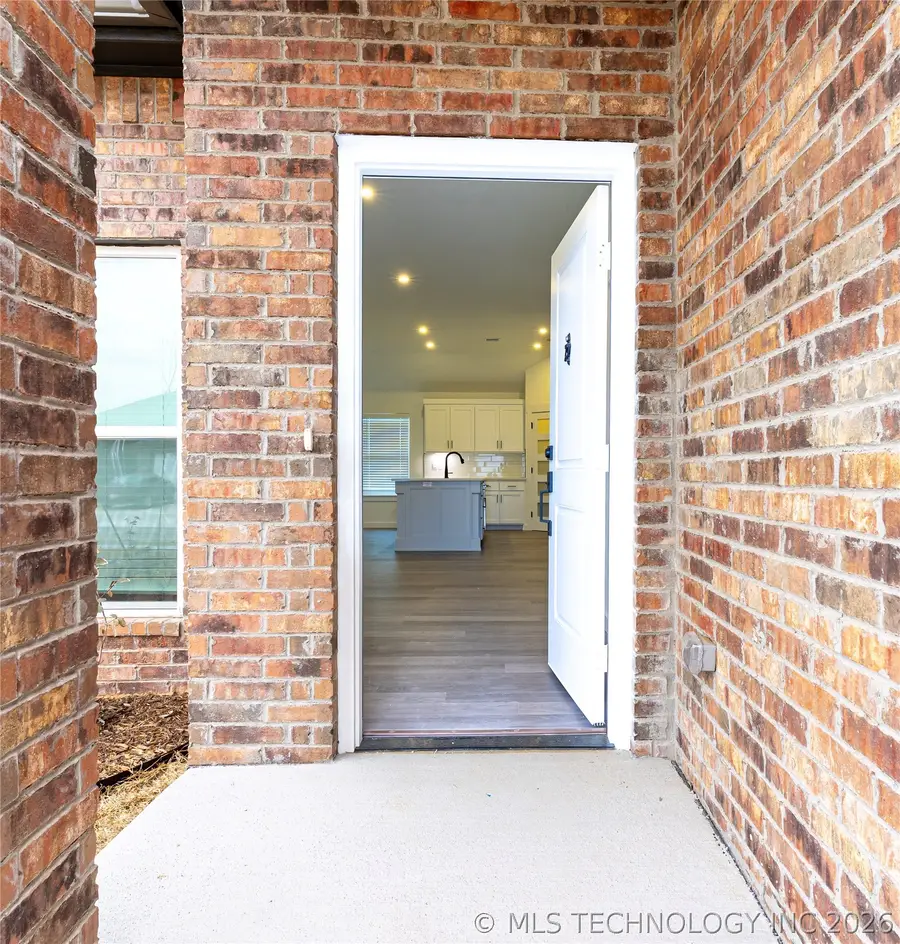 10887 S 271st East Avenue, Coweta, OK 74429 - #2