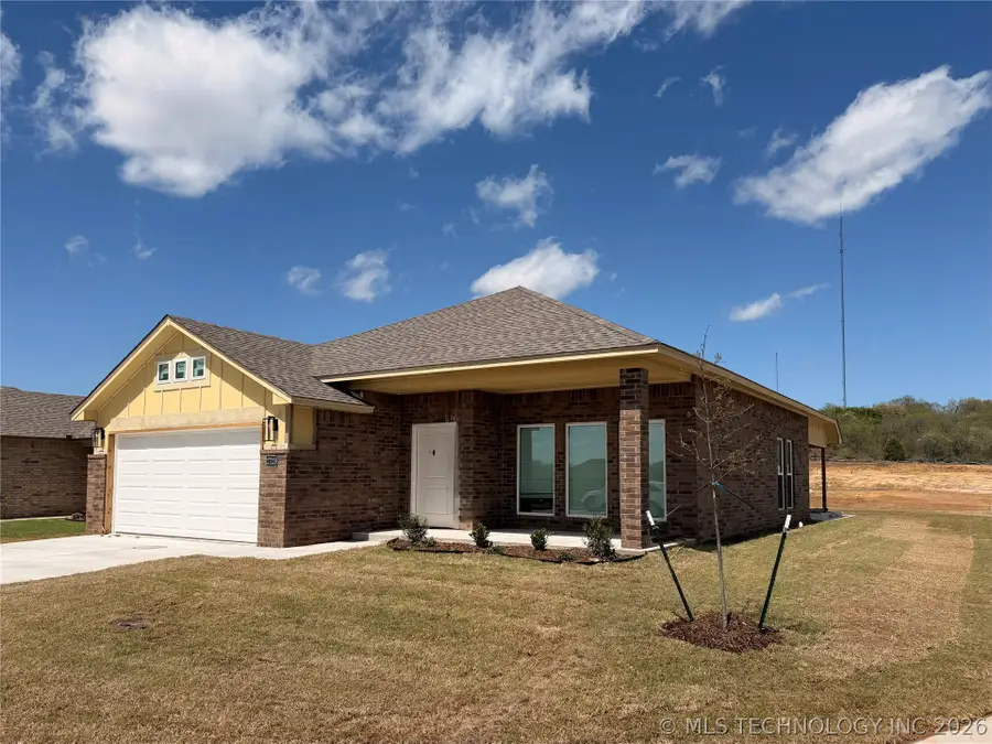 27229 E 109th Street S, Coweta, OK 74429 - #2