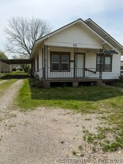 721 N Hinckley, Holdenville, OK 74848