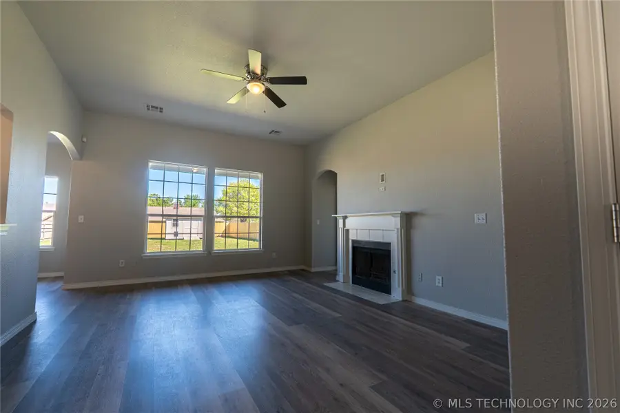 1019 E 146th Street S, Glenpool, OK 74033 - #3