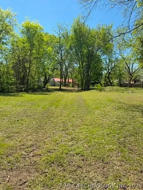 511 W 9th, Ada, OK 74820 - #1