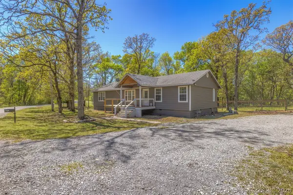 922 Covey Lane, Locust Grove, OK 74352