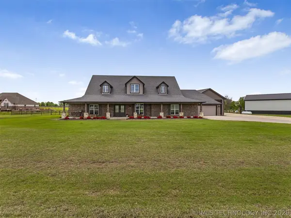 2728 Crosscreek Drive, Oologah, OK 74053