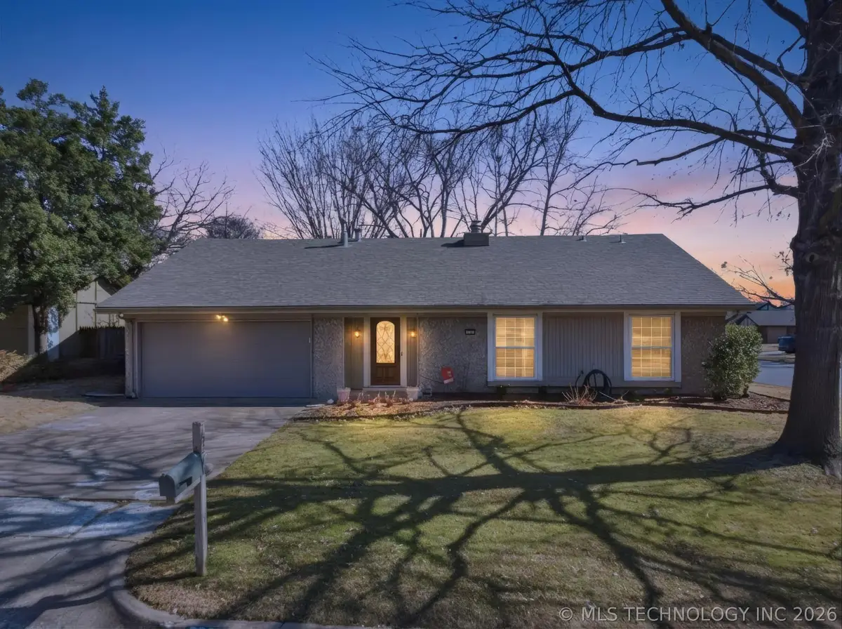 7527 S 69th East Place, Tulsa, OK 74133 - #1