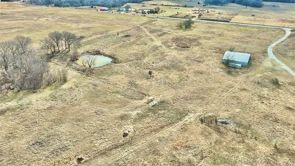 W Wolfhunters Lane, McAlester, OK 74501