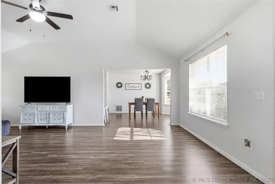 14720 S Moccasin Place, Sapulpa, OK 74066 - #3