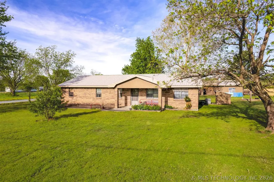 1002 N Hoyt Street, Kinta, OK 74552 - #2