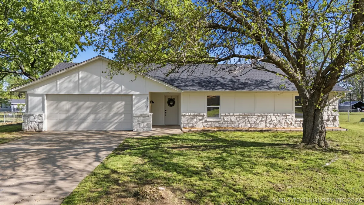 23801 E 103rd Street S, Broken Arrow, OK 74014 - #1