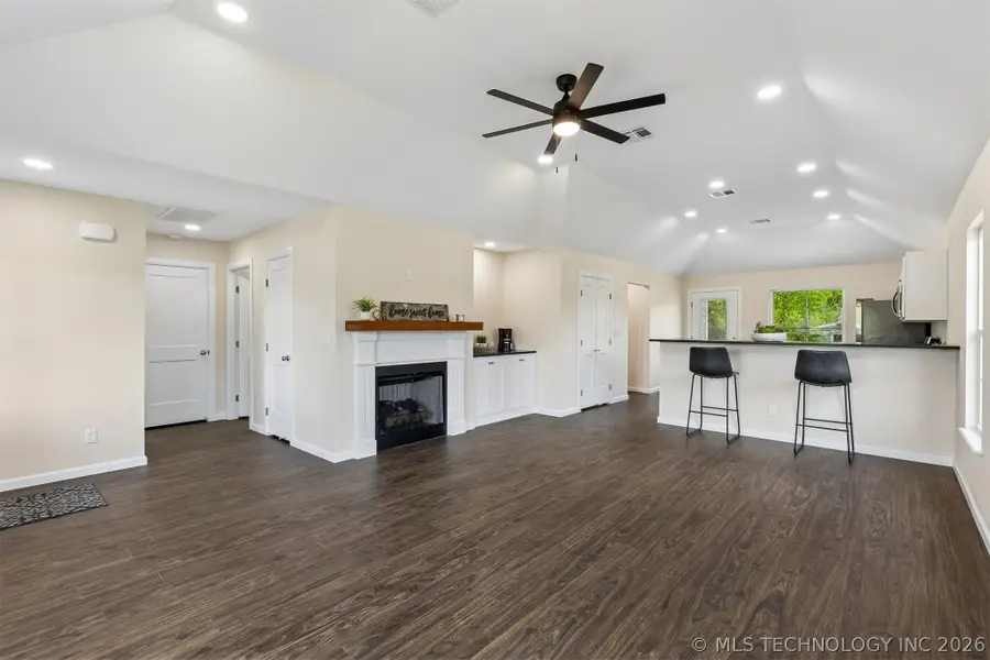 1019 N Central Avenue, Cushing, OK 74023 - #2