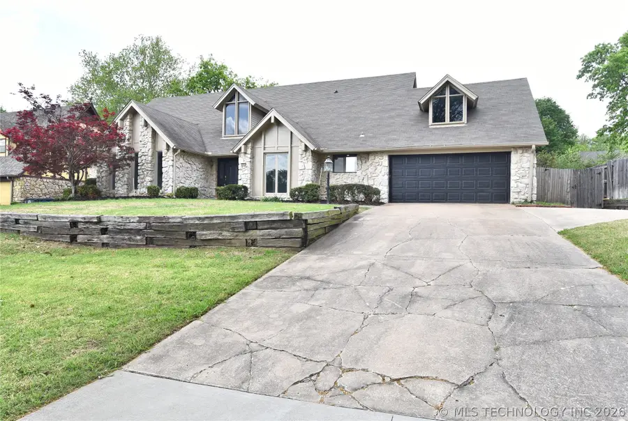 6924 S Knoxville Avenue, Tulsa, OK 74136 - #3