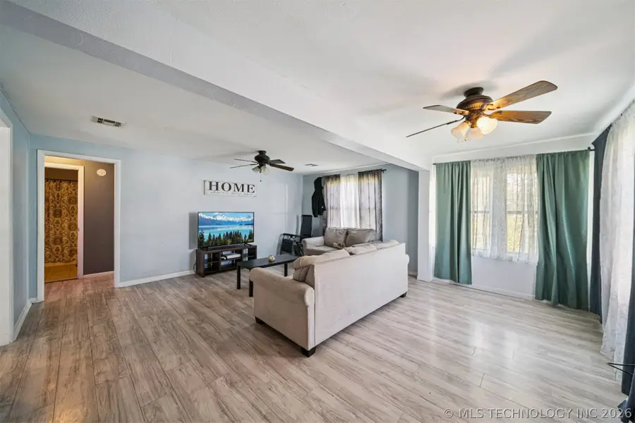 124 E Mill Avenue, Sapulpa, OK 74066 - #3