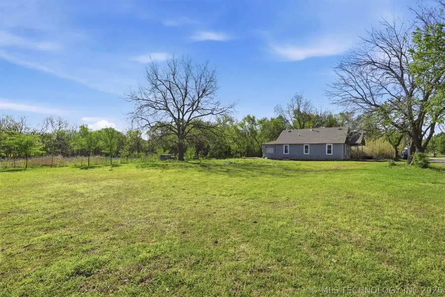 2131 N Edgewood Circle, Cushing, OK 74023 - #3