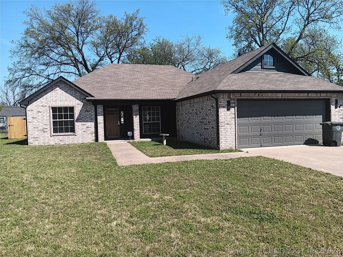 225 E Seminole Place, Tulsa, OK 74110 - #1