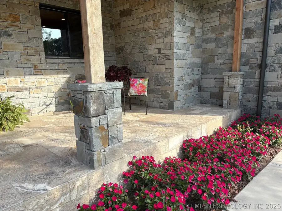 8890 S 39th West Avenue, Tulsa, OK 74132 - #3