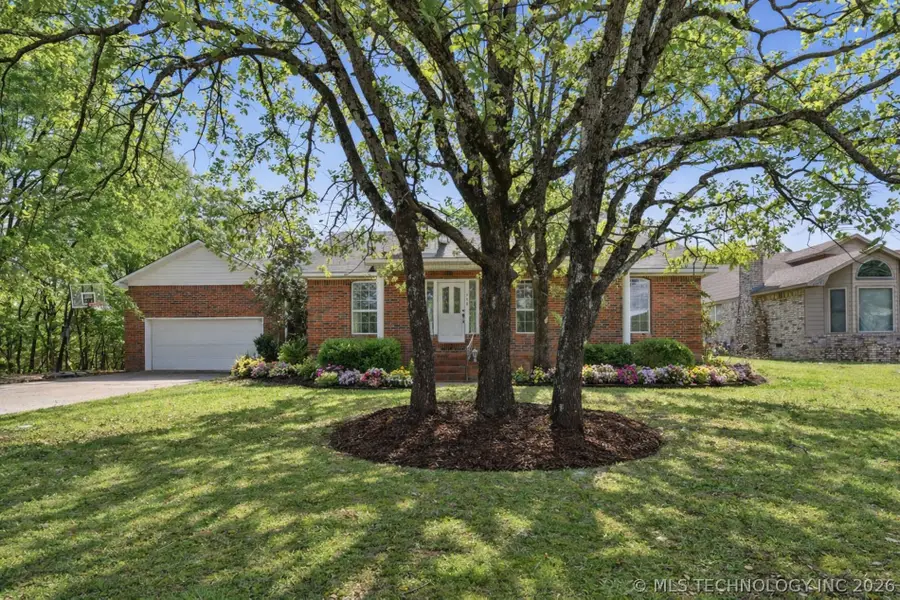 508 S 16th Street, McAlester, OK 74501 - #2