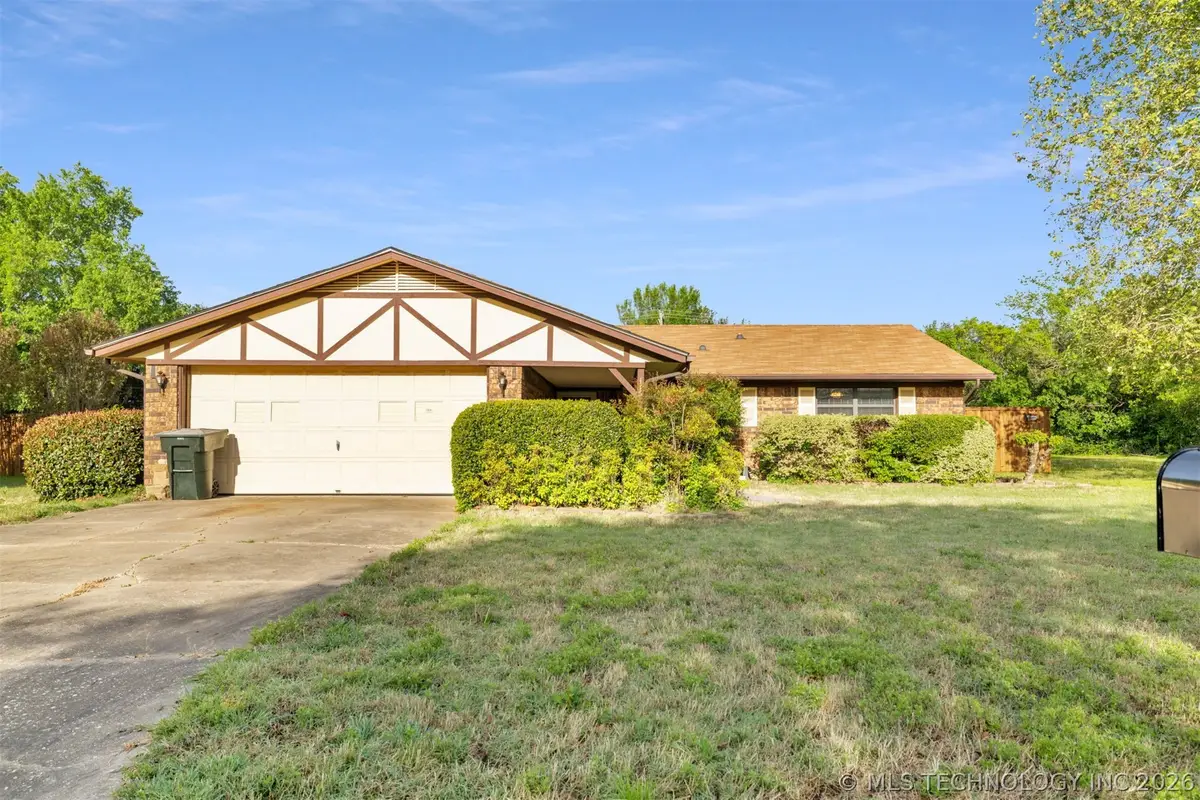 115 Cornell, Durant, OK 74701 - #1