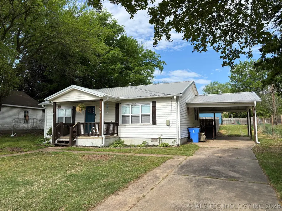 206 NW 1st, Checotah, OK 74426 - #3