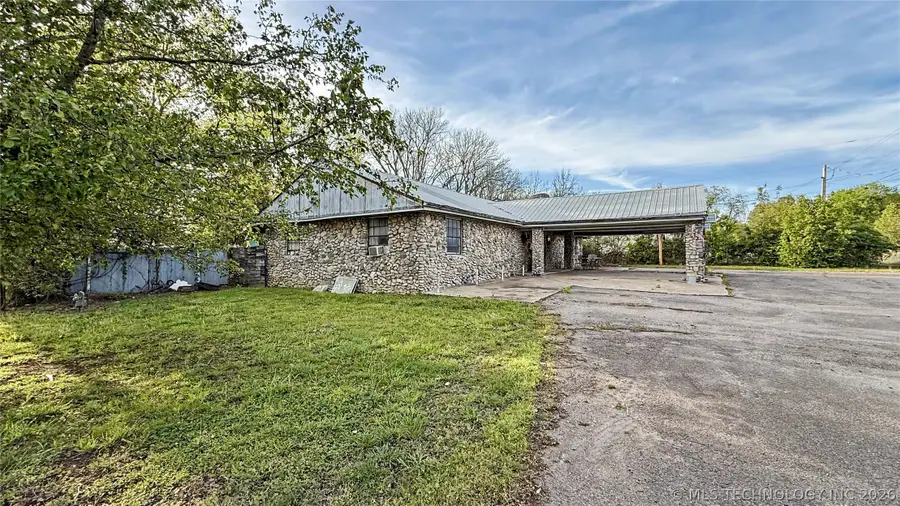 17371 N Bryant Road, Tahlequah, OK 74464 - #3