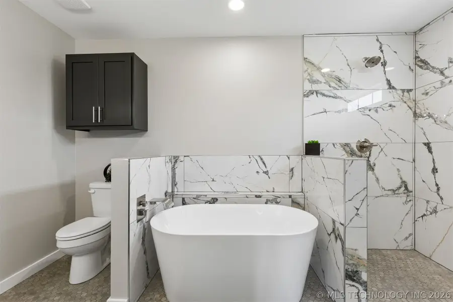 107 W Vine Street, Cushing, OK 74023 - #3