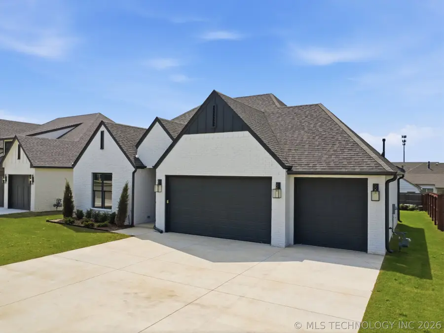 2114 E 138th Street S, Bixby, OK 74008 - #2