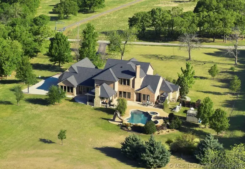 1739 Gateway, Ardmore, OK 73401 - #1