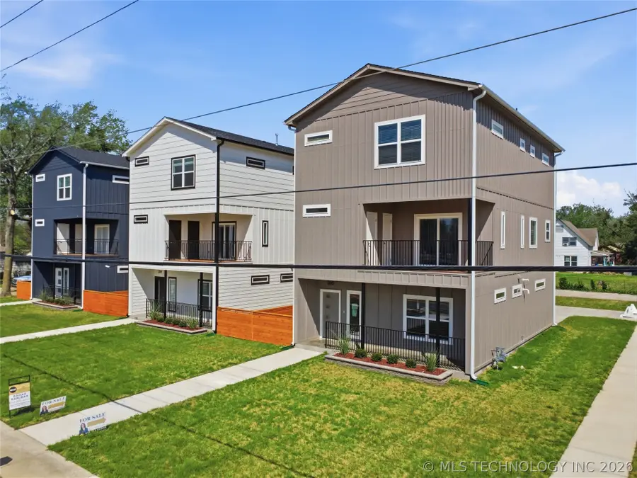 208 W Houston Street, Broken Arrow, OK 74012 - #2