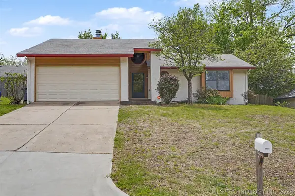 3032 W 69th Street S, Tulsa, OK 74132