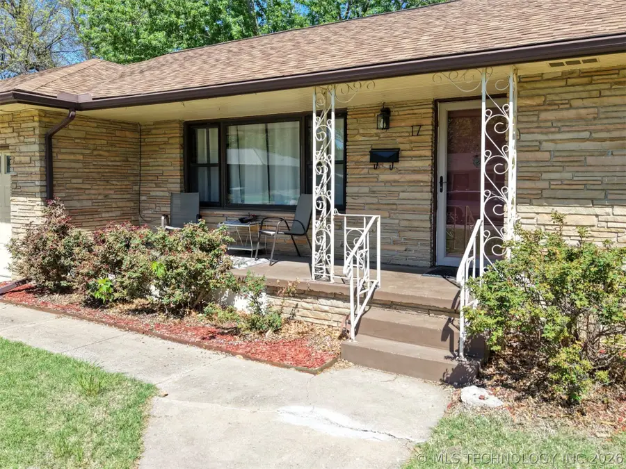 17 W Chestnut Street, Skiatook, OK 74070 - #3