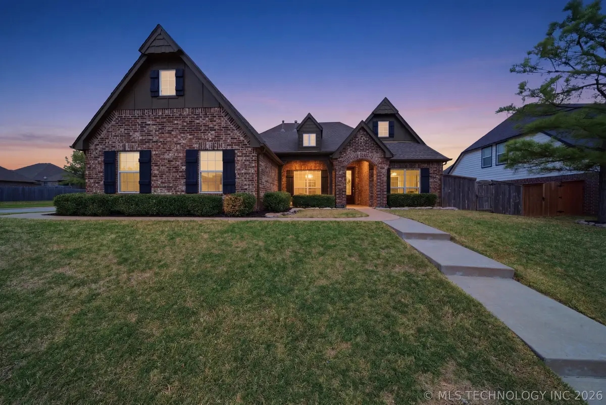 2005 E 134th Street S, Bixby, OK 74008 - #1