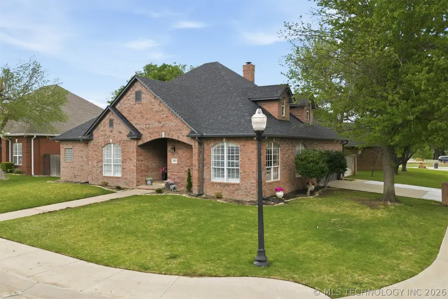 1819 Sunset Park Terrace, Ardmore, OK 73401 - #2