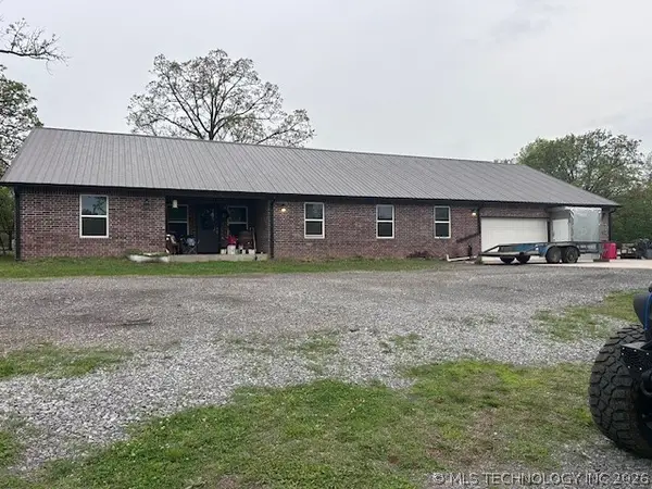 8105 N 428 Road, Adair, OK 74330