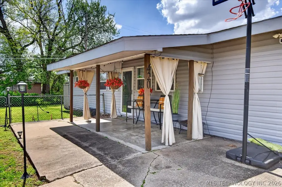 420 NW Lahoma Drive, Bartlesville, OK 74003 - #2