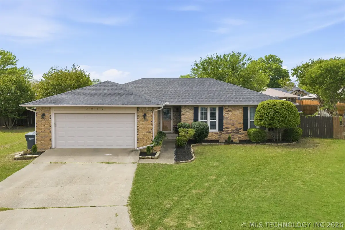 2006 Yorktown Court, Ardmore, OK 73401 - #1