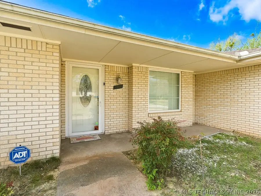 1915 E 15th Street, Ada, OK 74820 - #3