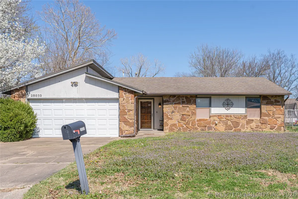 28533 E 139th Street S, Coweta, OK 74429 - #1