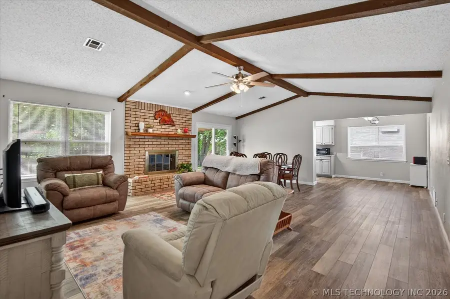 119 Canterbury Court, Bartlesville, OK 74006 - #3