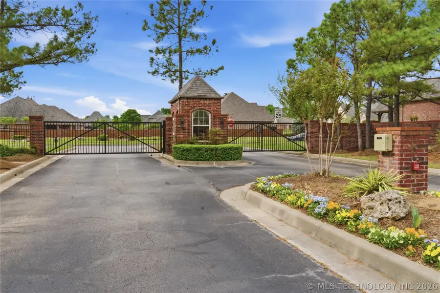 11202 S Madison Street, Jenks, OK 74037 - #2