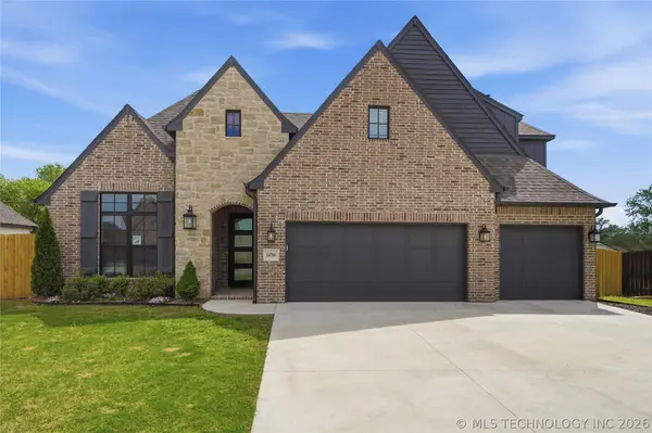 14704 E 77th Street, Owasso, OK 74055