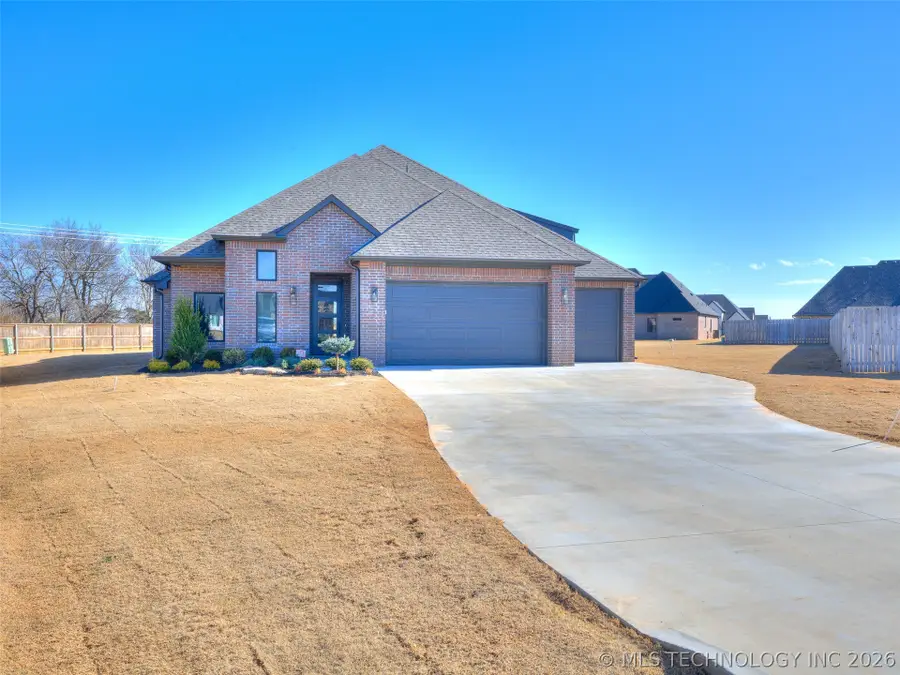 17827 S 48th East Avenue, Bixby, OK 74008 - #3