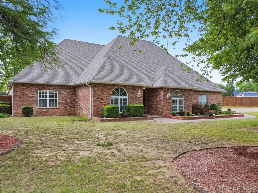 1706 Kings Road, Okmulgee, OK 74447 - #3