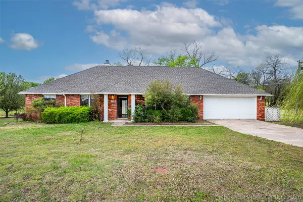 1726 Lakeview Drive, Sulphur, OK 73086