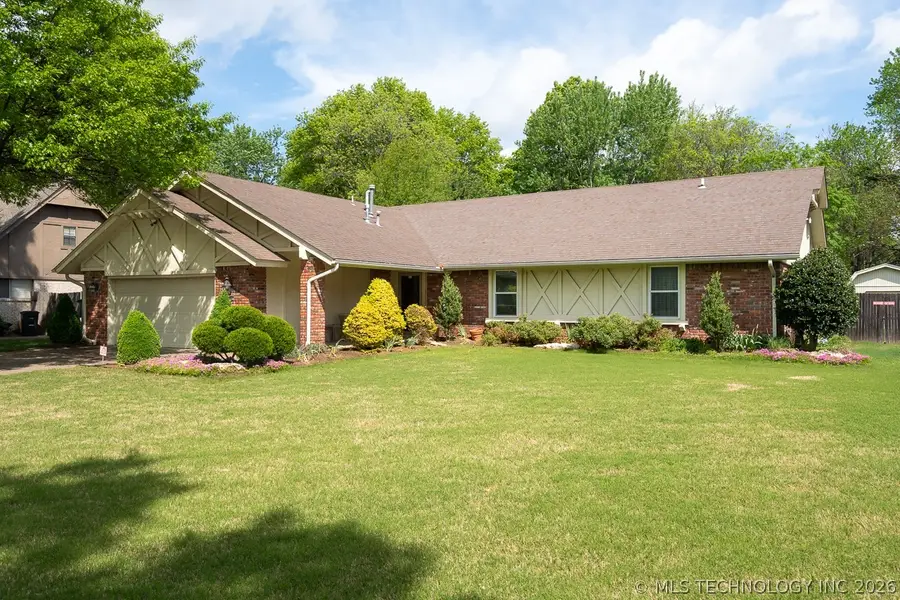 5911 E 100th Place, Tulsa, OK 74137 - #2