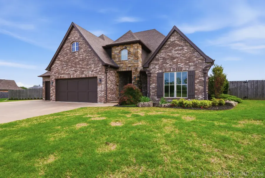 1956 E 172nd Street S, Mounds, OK 74047 - #2