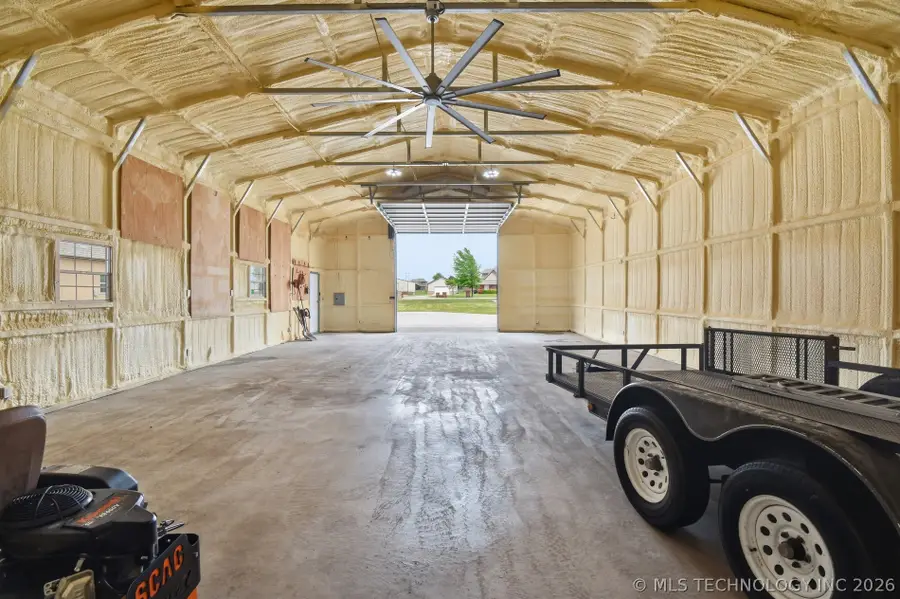 17002 S 11th West Avenue, Glenpool, OK 74033 - #2