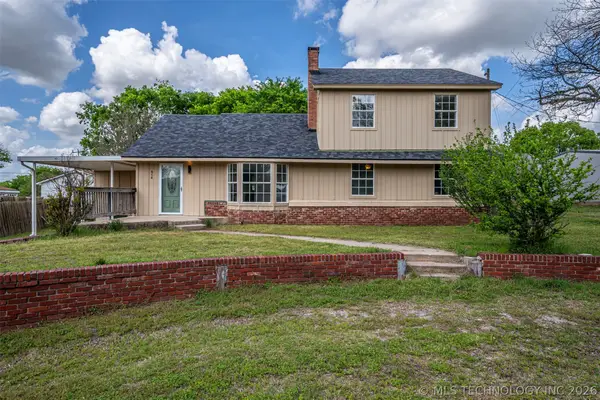 614 E Broadway, Sulphur, OK 73086